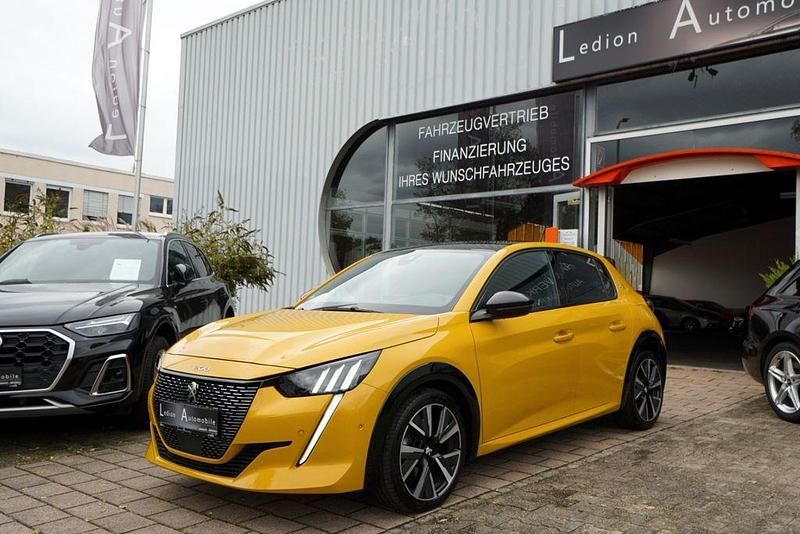 Orange Gebraucht 2022 Peugeot 208 GT Kleinwagen | 18.400 € (Fairer Preis) - Bild 1/4