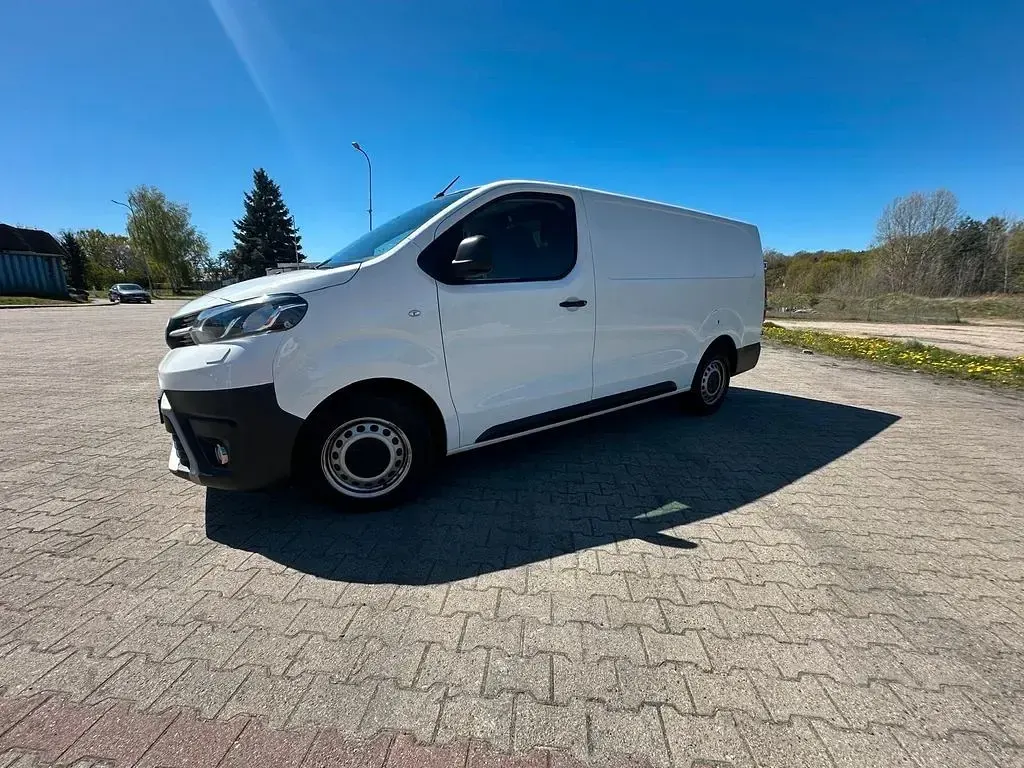 Gebraucht Toyota Proace 144 PS (105 kW) 2022 Weiß Van / Kleinbus
