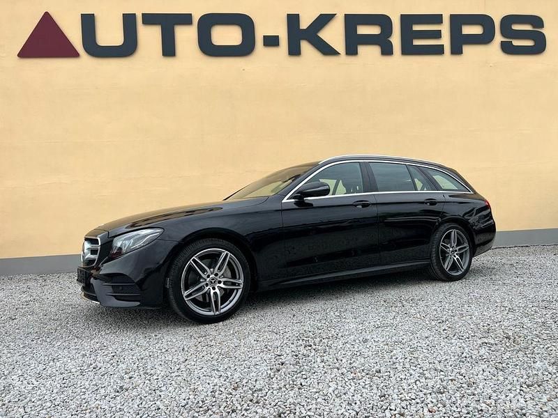 Schwarz Gebraucht 2018 Mercedes E250 Kombi | 24.950 € (Fairer Preis) - Bild 1/4
