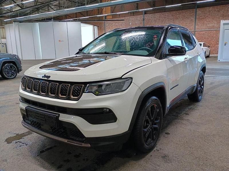 Alpine white (vr296) Gebraucht 2022 Jeep Compass Limited SUV | 22.985 € (Superpreis) - Bild 1/4