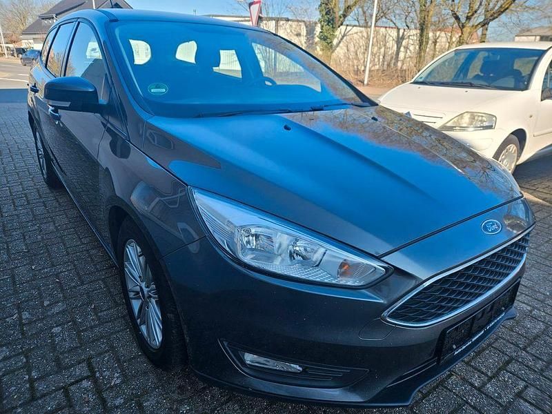 Gebraucht Ford Focus Business Edition 150 PS (110 kW) 2017 Grau Limousine