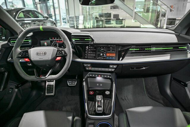 Gebraucht Audi RS3 400 PS (294 kW) 2022 Andere farbe Limousine