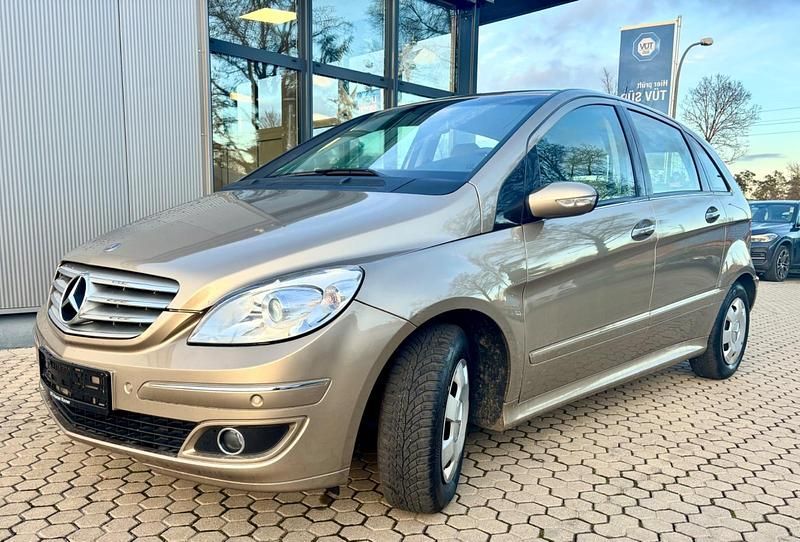 Gebraucht Mercedes B170 116 PS (85 kW) 2006 Gold Van / Kleinbus