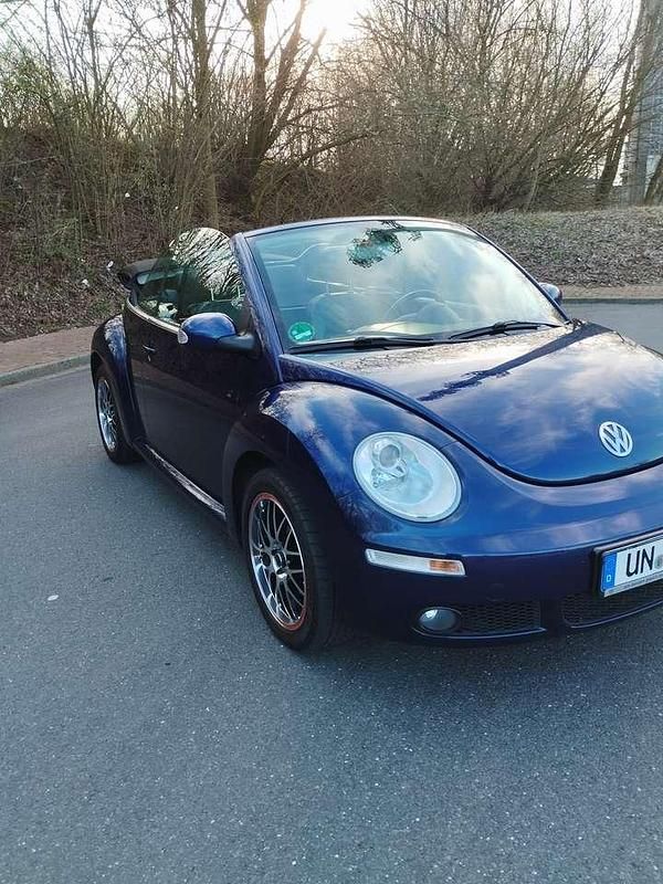 Gebraucht VW New Beetle Cabriolet 102 PS (75 kW) 2006 Blau Cabrio