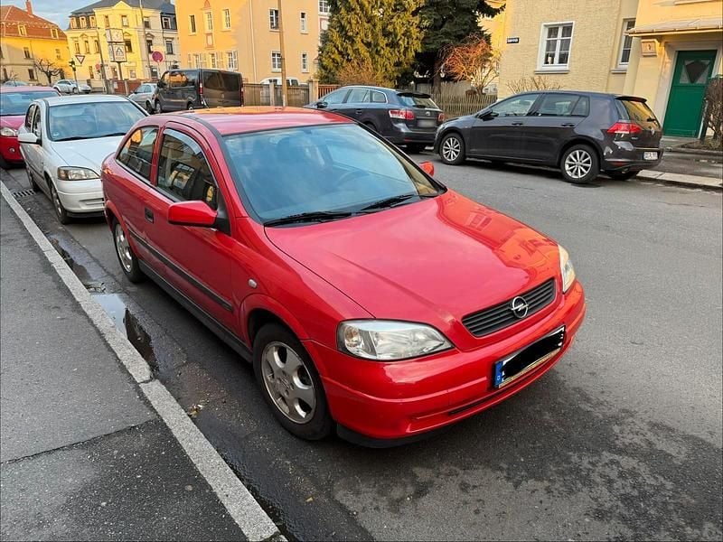 Gebraucht Opel Astra Edition 101 PS (74 kW) 1999 Rot Limousine