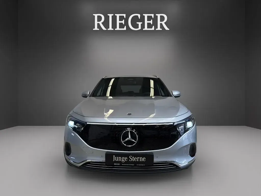 Gebraucht Mercedes EQA350 Progressive 214 kW (292 PS) 2024 Metalliclack hightechsilber (metallic) SUV