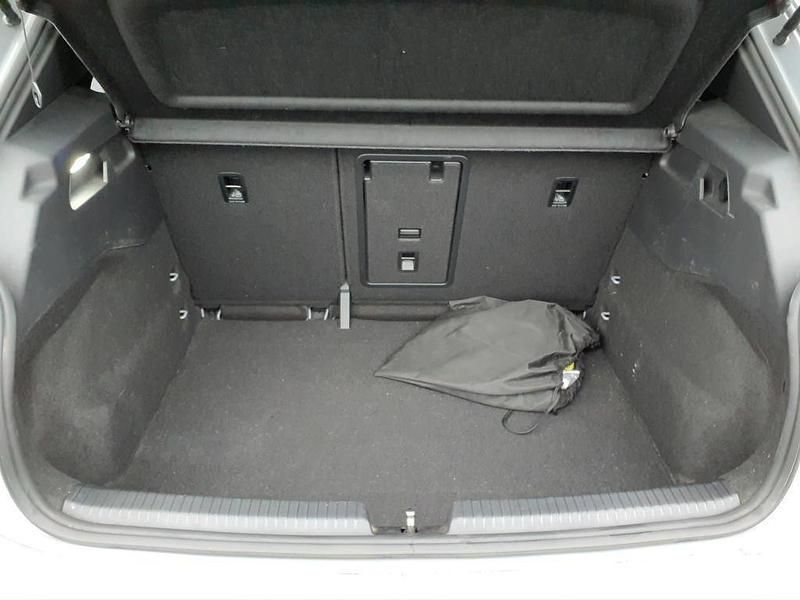 Gebraucht Cupra Born 169 kW (231 PS) 2022 Vaporgrau Kleinwagen