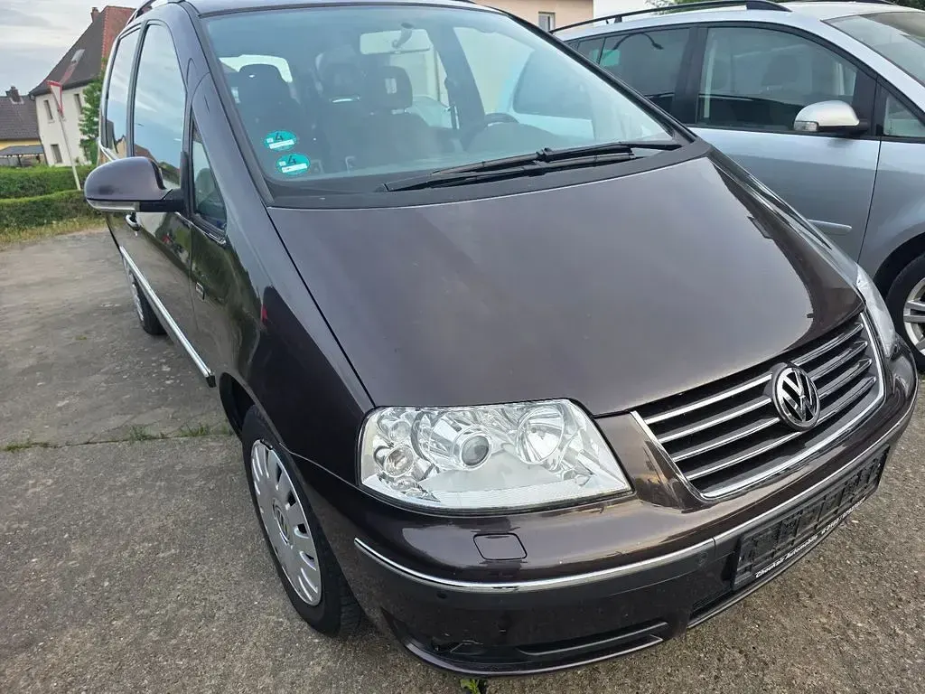 Gebraucht VW Sharan Highline 116 PS (85 kW) 2009 Violett Van / Kleinbus