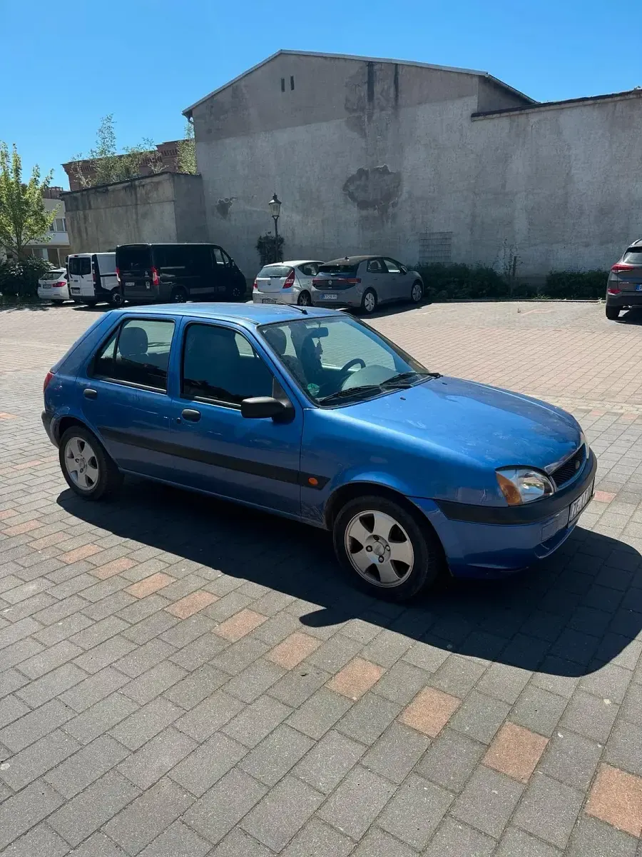 Gebraucht Ford Fiesta 60 PS (44 kW) 2001 Kleinwagen