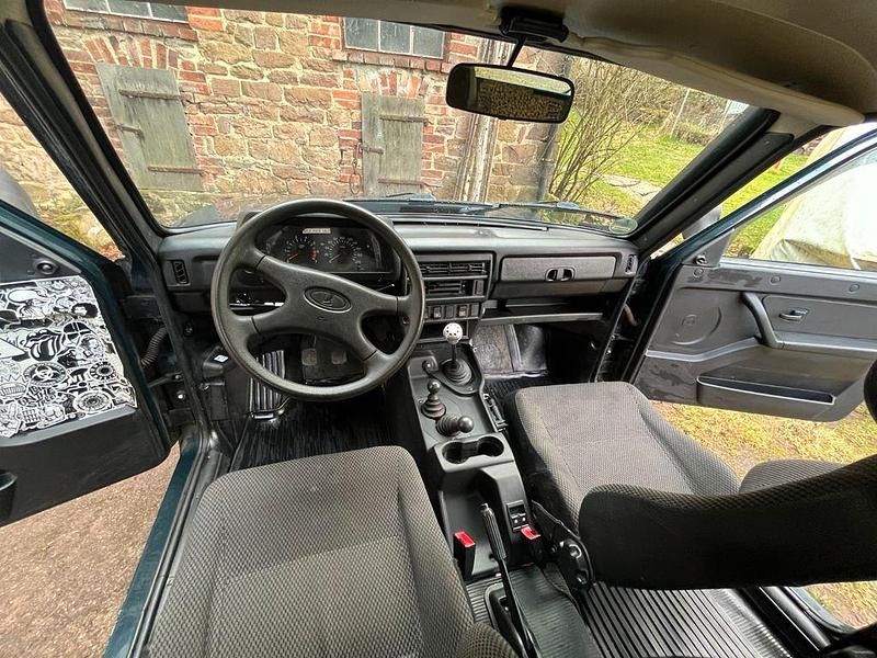 Gebraucht Lada niva 83 PS (61 kW) 2017 Grün SUV