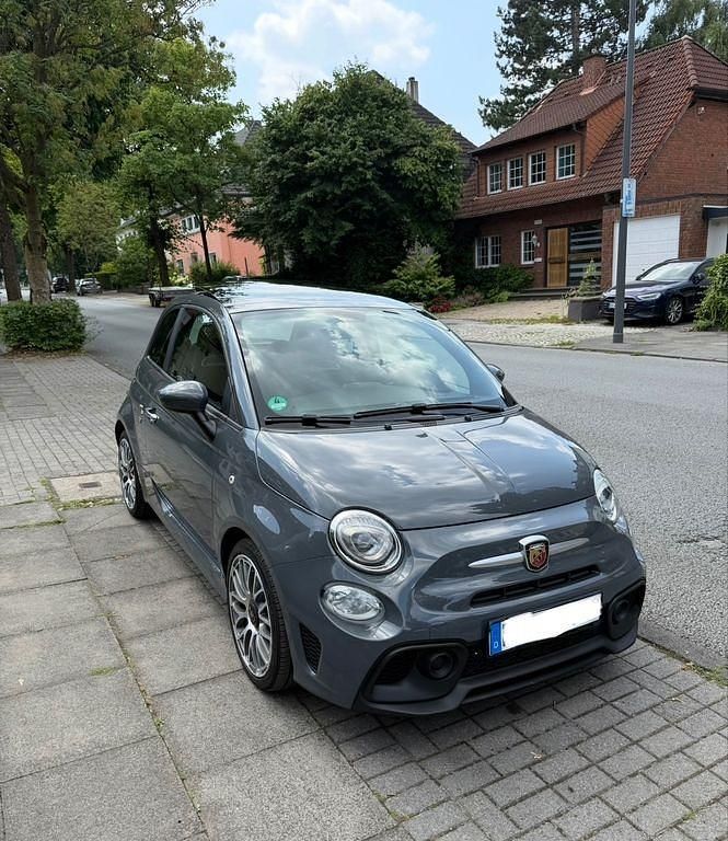 Grau Gebraucht 2018 Abarth 500 Kleinwagen | 12.300 € - Bild 1/4