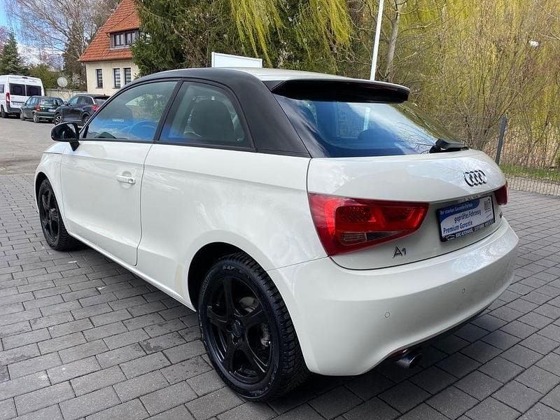 Gebraucht Audi A1 Ambition 86 PS (63 kW) 2013 Weiß Kleinwagen