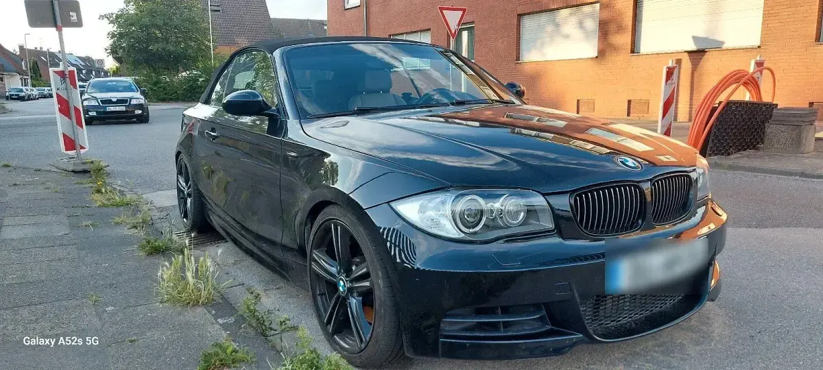 Gebraucht BMW 135 Cabriolet Performance 306 PS (225 kW) 2009 Schwarz Cabrio