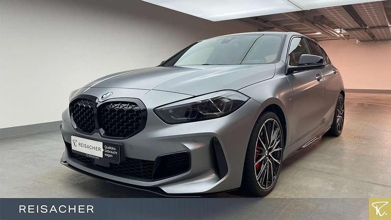 Frozen pure grey metallic Gebraucht 2022 BMW 135 Kleinwagen | 36.990 € (Fairer Preis) - Bild 1/4