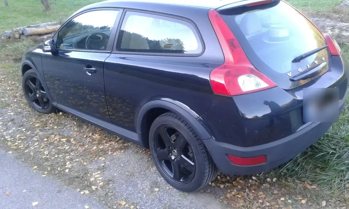 Gebraucht Volvo C30 Summum 100 PS (73 kW) 2009 Schwarz Kleinwagen