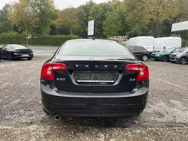 Gebraucht Volvo S60 163 PS (119 kW) 2015 Andere Limousine