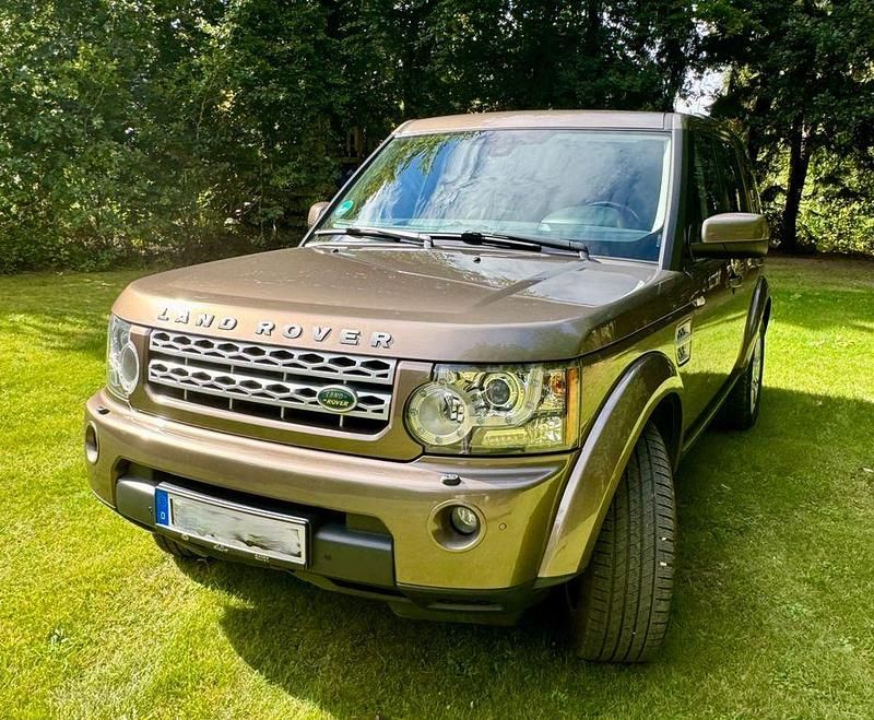 Braun Gebraucht 2012 Land Rover Discovery 4 HSE SUV | 14.900 € (Fairer Preis) - Bild 1/4