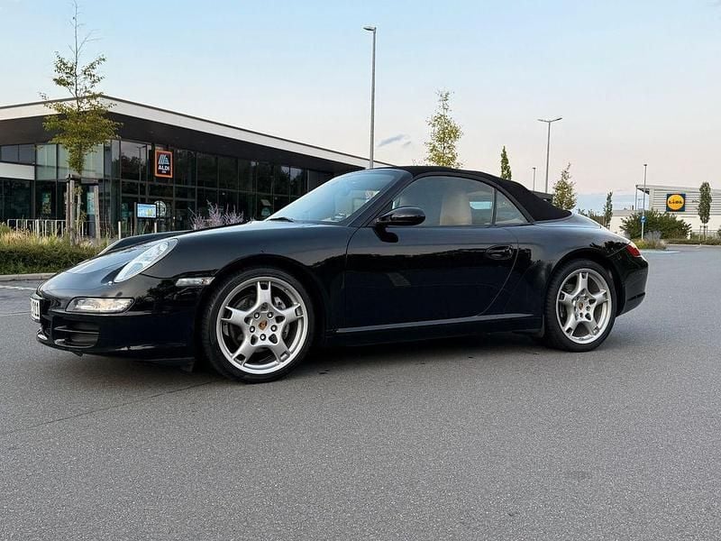 Schwarz Gebraucht 2005 Porsche 997 Cabrio | 47.999 € (Fairer Preis) - Bild 1/4