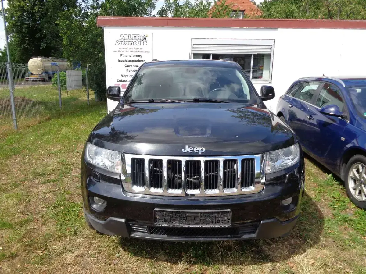 Gebraucht Jeep Grand Cherokee Laredo 190 PS (139 kW) 2013 Schwarz SUV