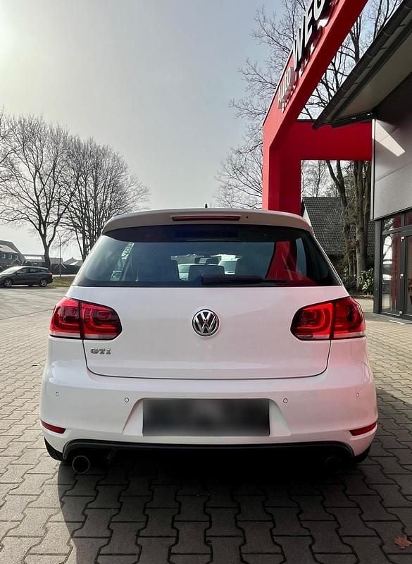 Gebraucht VW Golf VI GTI 210 PS (154 kW) 2010 Weiß Kleinwagen