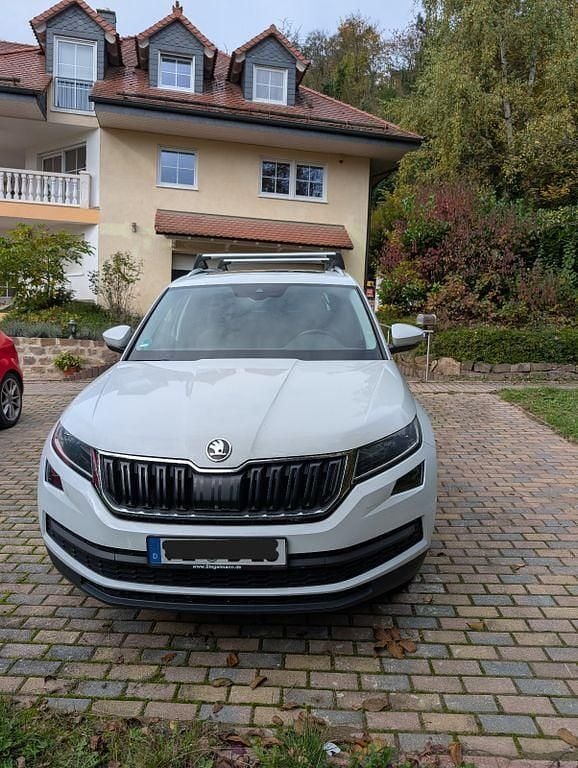 Weiß Gebraucht 2017 Skoda Kodiaq Style SUV | 22.400 € (Superpreis) - Bild 1/4