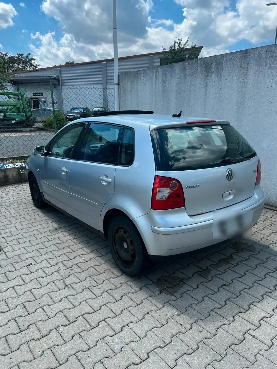 Gebraucht VW Polo 101 PS (74 kW) 2002 Silber Kleinwagen