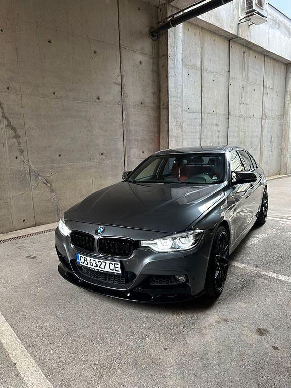 Grau Gebraucht 2018 BMW 330 Shadowline Limousine | 19.500 € (Superpreis) - Bild 1/4