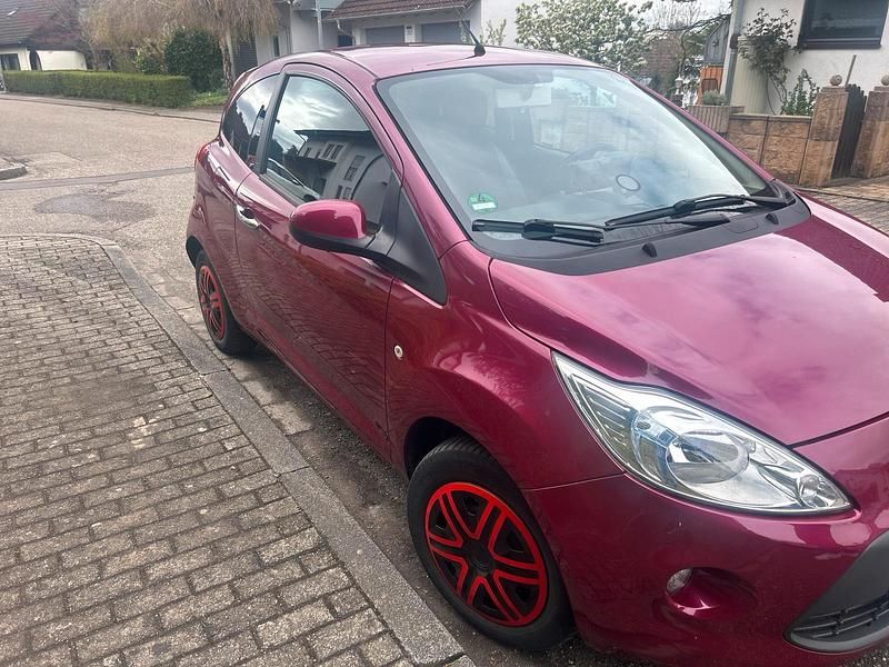 Gebraucht Ford Ka 69 PS (50 kW) 2010 Rot Kleinwagen