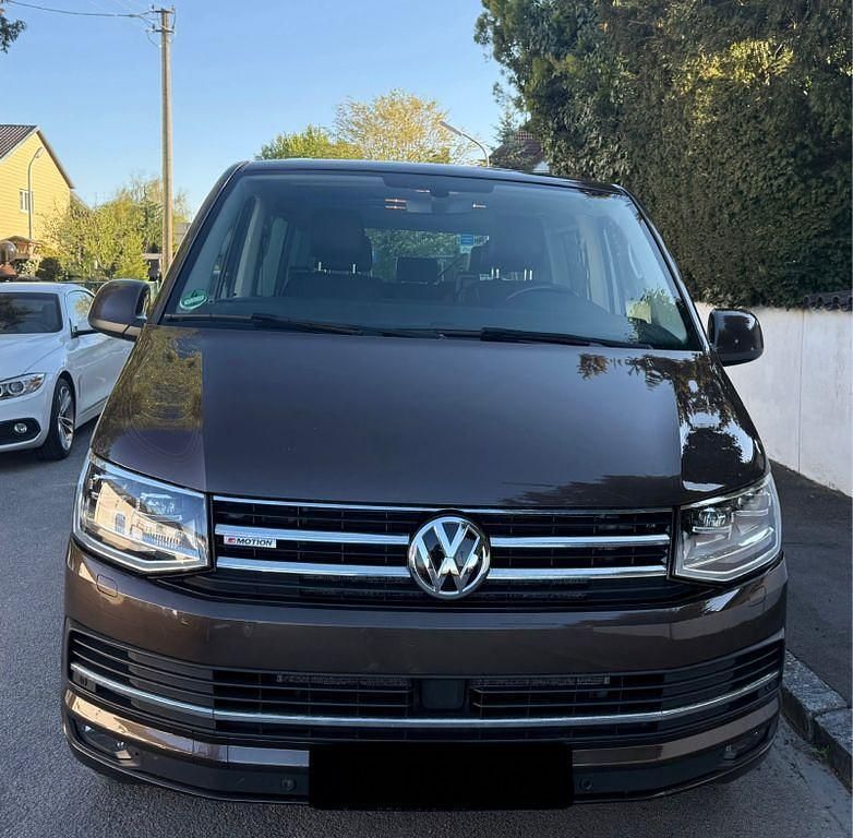 Gebraucht VW T6 Generation Six 204 PS (150 kW) 2016 Braun Van