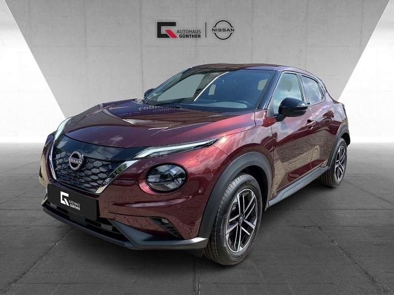 Burgundy Neu 2025 Nissan Juke N-Connecta SUV | 27.846 € (Fairer Preis) - Bild 1/4