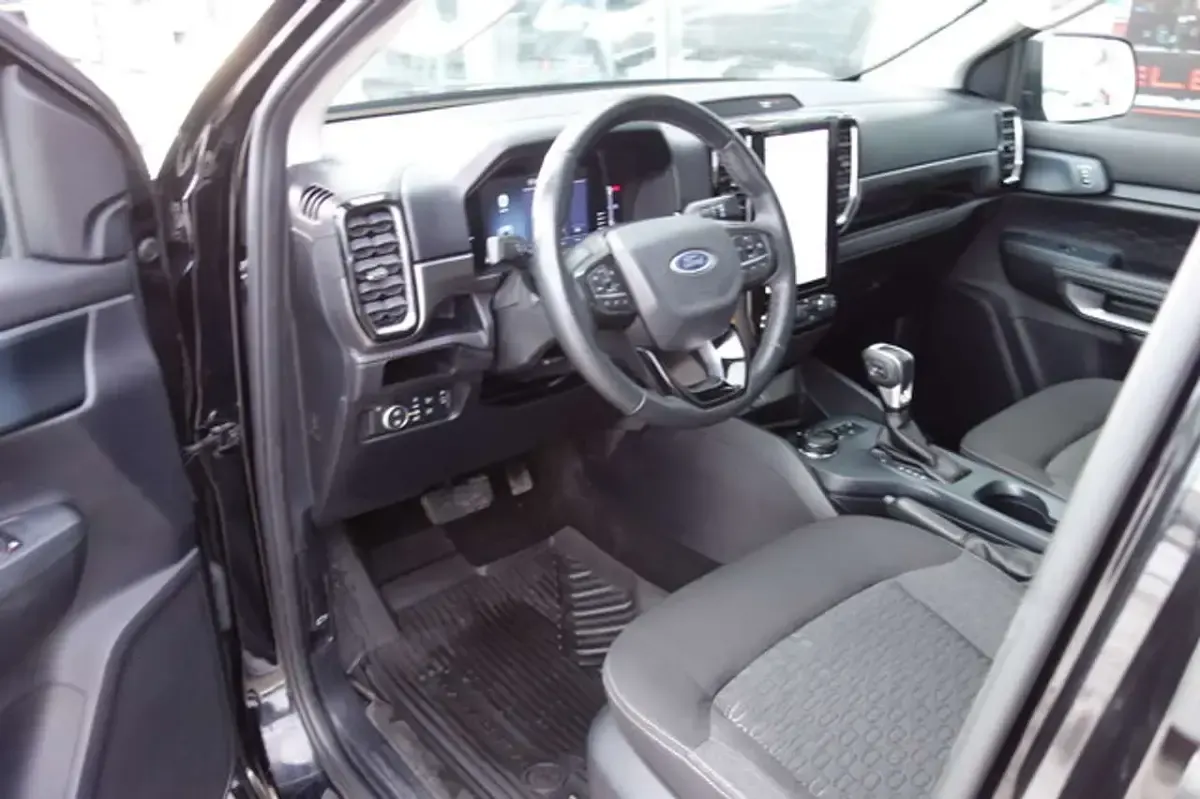 Gebraucht Ford Ranger XLT 170 PS (125 kW) 2024 Schwarz Pickup