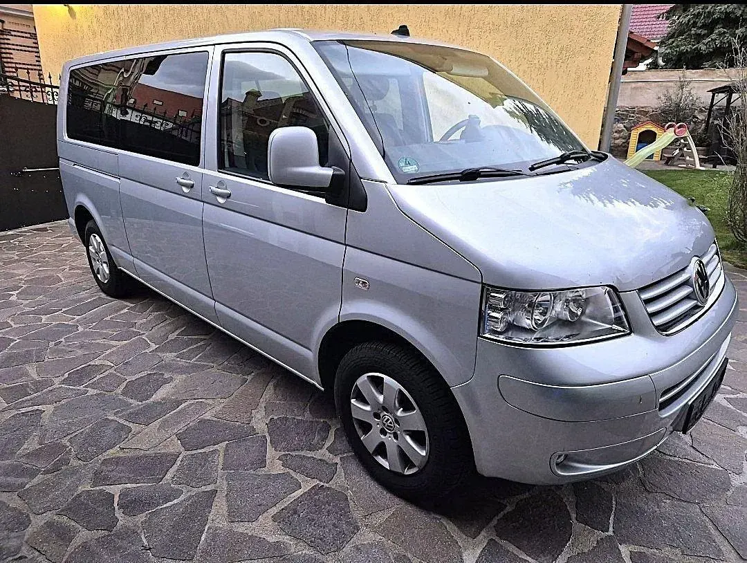 Gebraucht VW Caravelle 174 PS (127 kW) 2007 Silber Van
