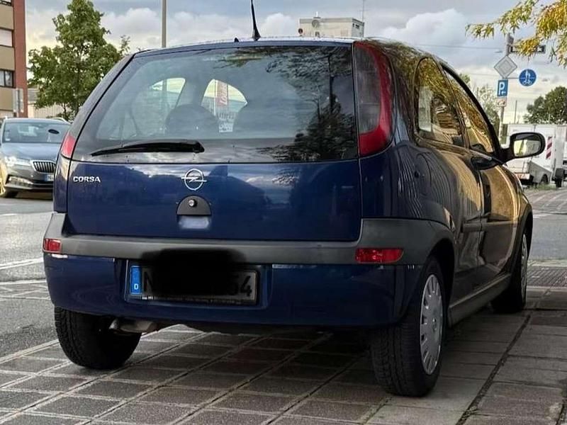 Blau Gebraucht 2002 Opel Corsa Njoy Limousine | 2.500 € (Teuer) - Bild 1/4