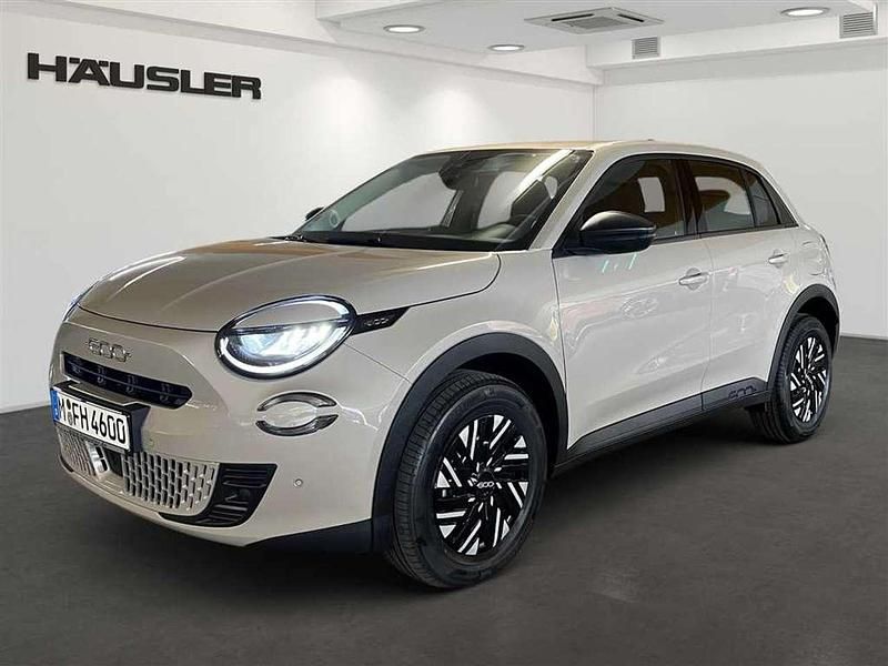 Cappuccino beige Neu 2025 Fiat 600 Limousine | 28.290 € (Etwas zu teuer) - Bild 1/4