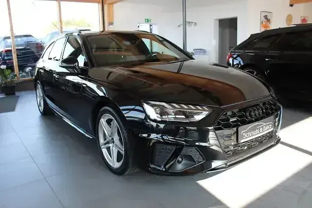 Gebraucht Audi A4 S-Line 204 PS (150 kW) 2024 Schwarz Kombi