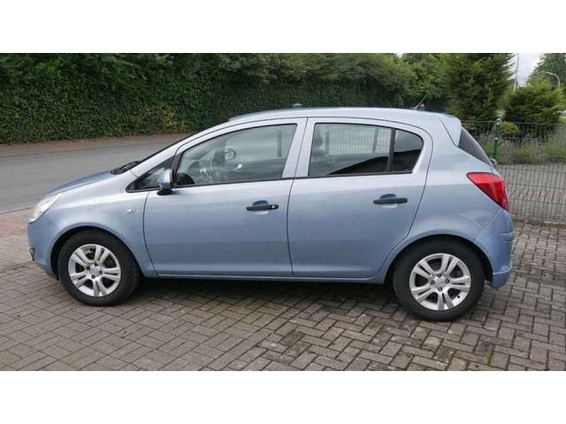 Gebraucht Opel Corsa Selection 80 PS (58 kW) 2009 Blau Limousine