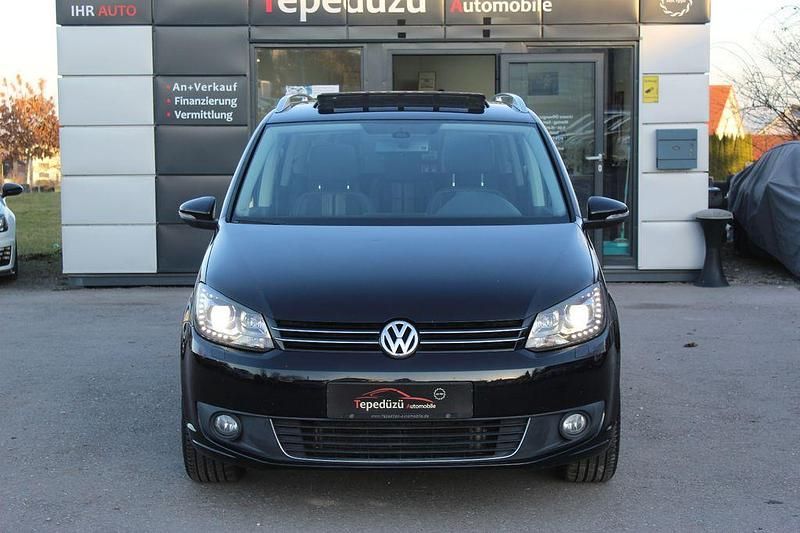 Gebraucht VW Touran Match 140 PS (102 kW) 2012 Schwarz Van / Kleinbus