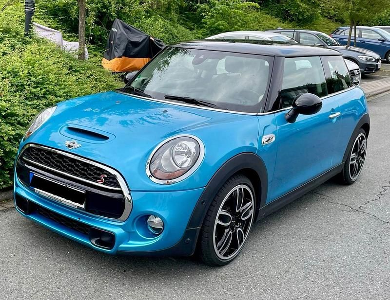 Gebraucht Mini Cooper S Pepper 192 PS (141 kW) 2017 Blau Kleinwagen