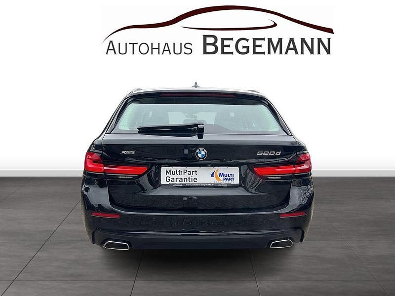 Gebraucht BMW 520 190 PS (139 kW) 2022 Schwarz Limousine