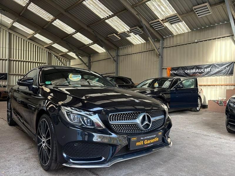 Schwarz Gebraucht 2016 Mercedes C200 Coupé | 19.950 € (Guter Preis) - Bild 1/4