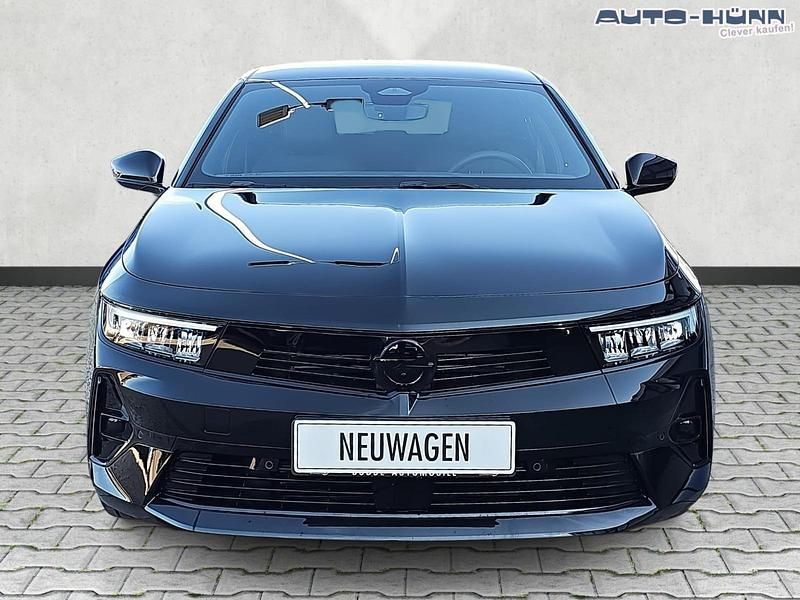Neu Opel Astra 131 PS (96 kW) 2026 Karbonschwarz metallic Kombi
