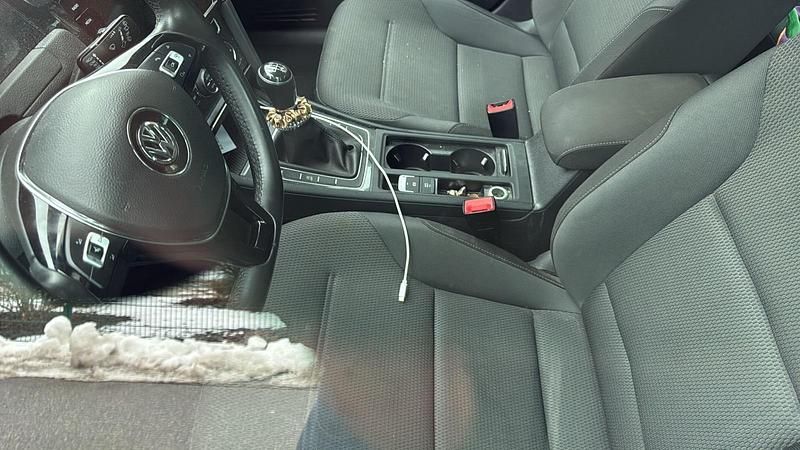 Gebraucht VW Golf VII 150 PS (110 kW) 2017 Weiß Kleinwagen