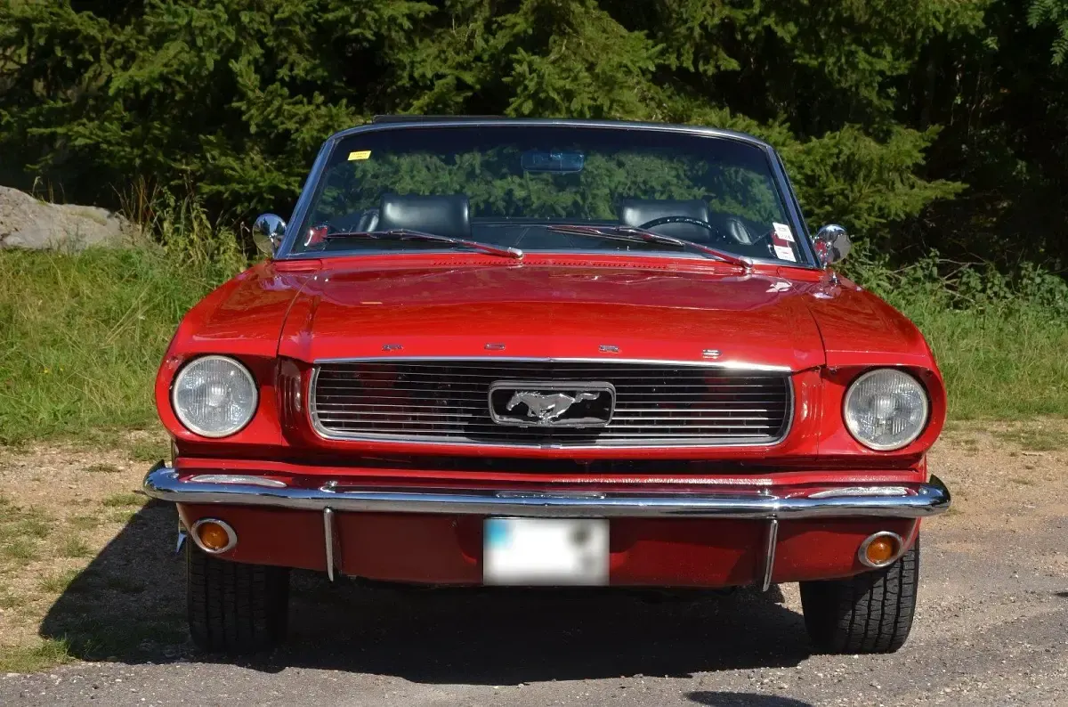 Gebraucht Ford V8 200 PS (147 kW) 1965 Rot Cabrio