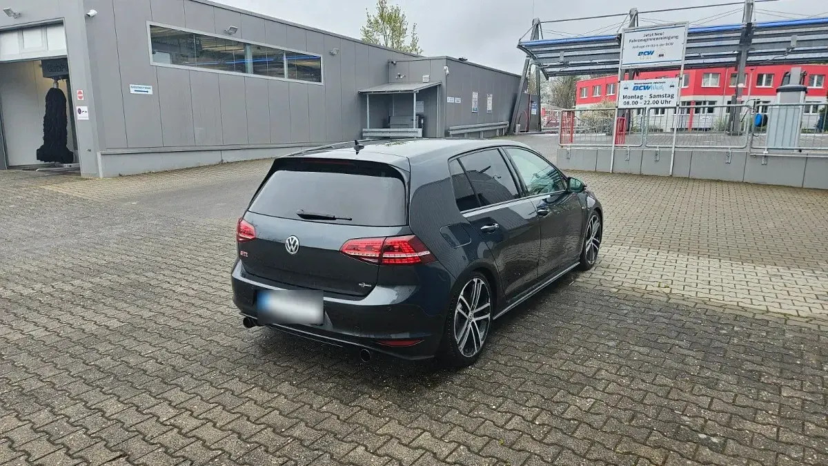 Gebraucht VW Golf VII GTI 230 PS (169 kW) 2016 Grau Limousine