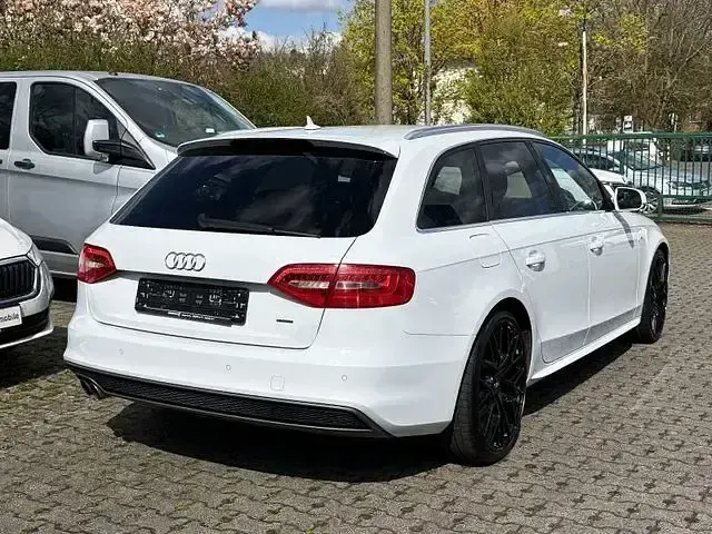 Używany Audi A4 S-Line 340 KM (250 kW) 2013 Czarny Kombi