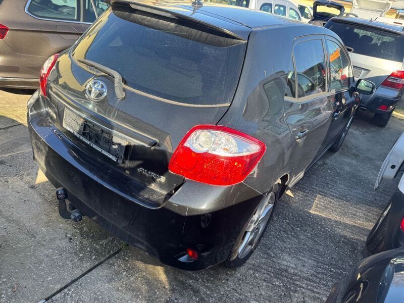 Gebraucht Toyota Auris 177 PS (130 kW) 2010 Schwarz Limousine