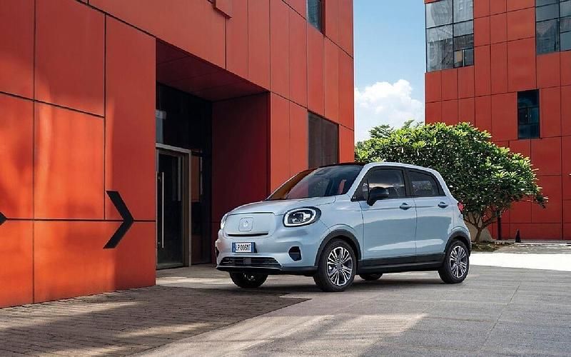 Neu Leapmotor T03 69 kW (95 PS) 2025 Grün Kleinwagen