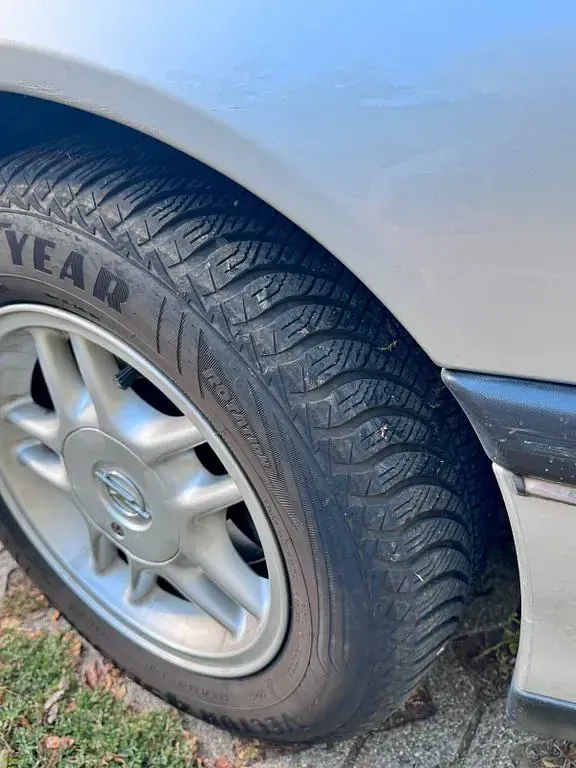 Gebraucht Opel Omega 136 PS (100 kW) 1998 Silber Limousine