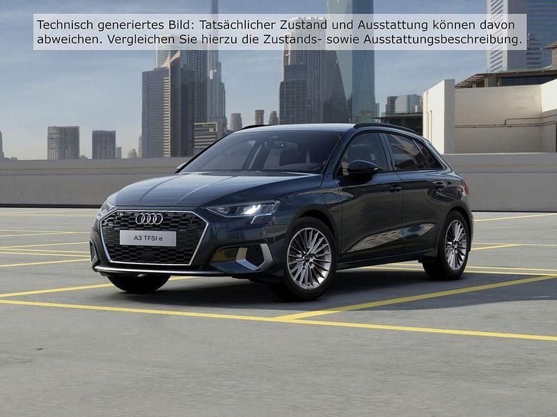 Grau Gebraucht 2024 Audi A3 Sportback e-tron Advanced Limousine | 32.450 € (Teuer) - Bild 1/2