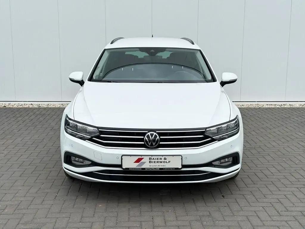 Gebraucht VW Passat Business 122 PS (89 kW) 2021 Weiß Kombi